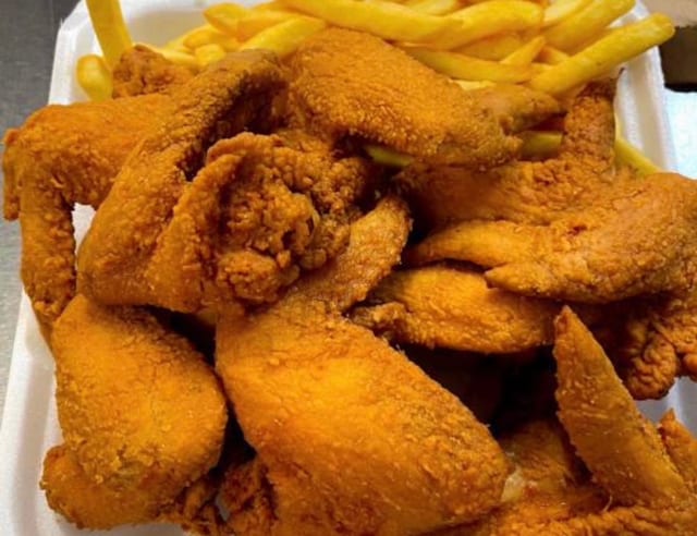 ❤️😃4 PC WINGS (buy1get1free).
