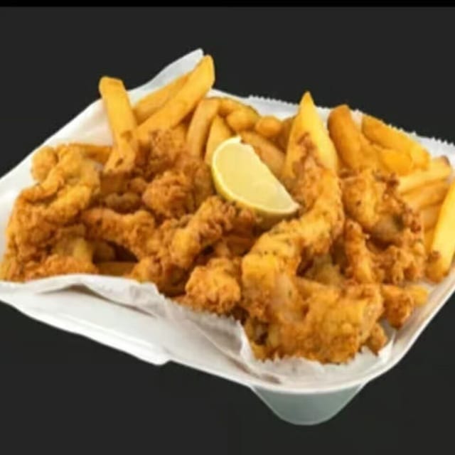 Conch & 10 Pc Shrimp or 3 Wings or Oysters.